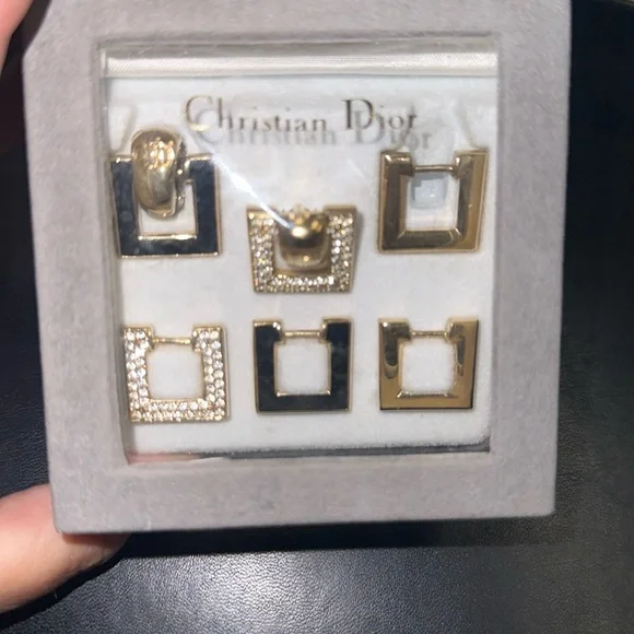 Christian Dior interchangeable earring set - Picture 2 of 5